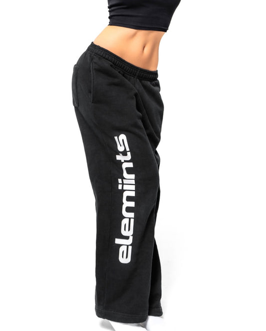 STRAIGHT LEG SWEATPANT